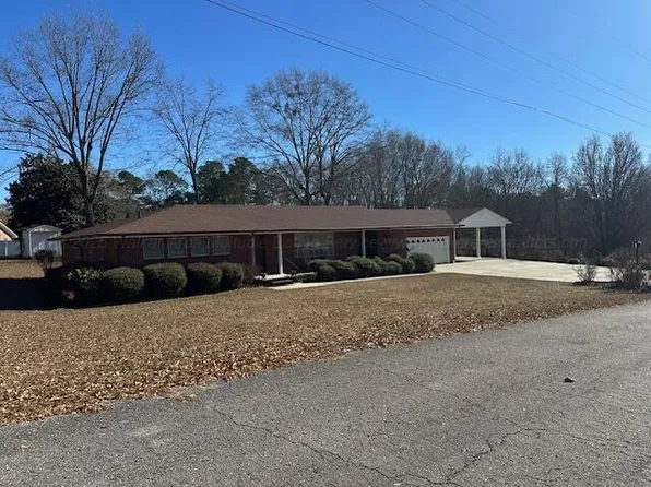 2813 18th Ct, Haleyville, AL 35565