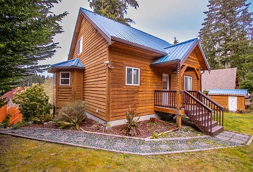 1130 Honeymoon Lake Dr Photo 1