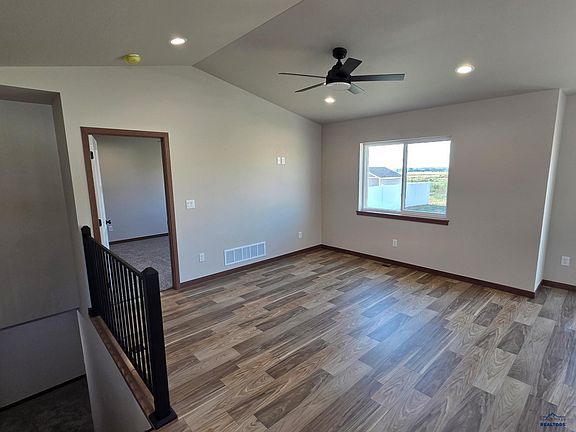 3rd image of 1115 Cobalt Dr