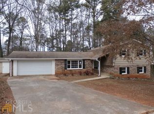 5553 Wydella Rd SW, Lilburn, GA 30047