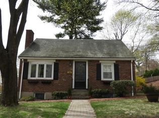 12 Fenton St, Waltham, MA 02451
