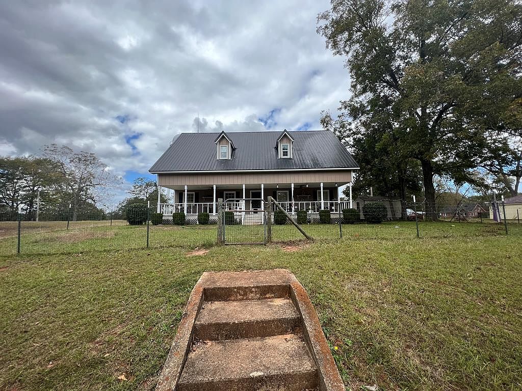 137 Hill St, Irwinton, GA 31042 MLS 48607 Zillow