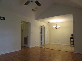 2011 Red Oak Dr, Brandon, MS 39042