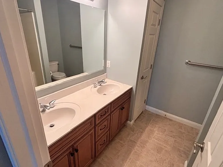 785 Oak Leaf Ln — Photo 5