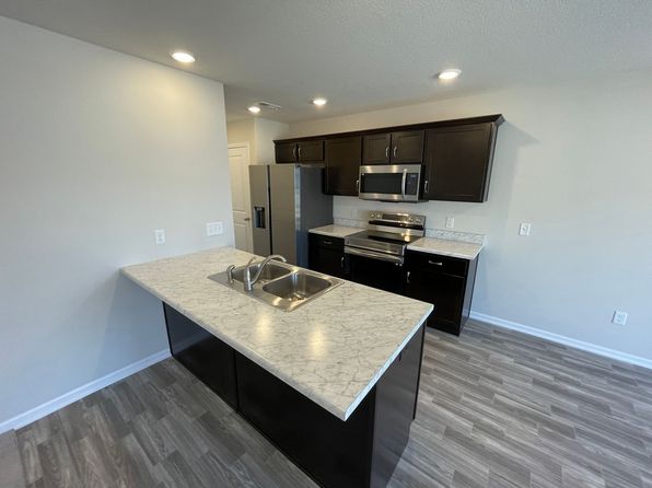 14703-14784 Gul St #14778