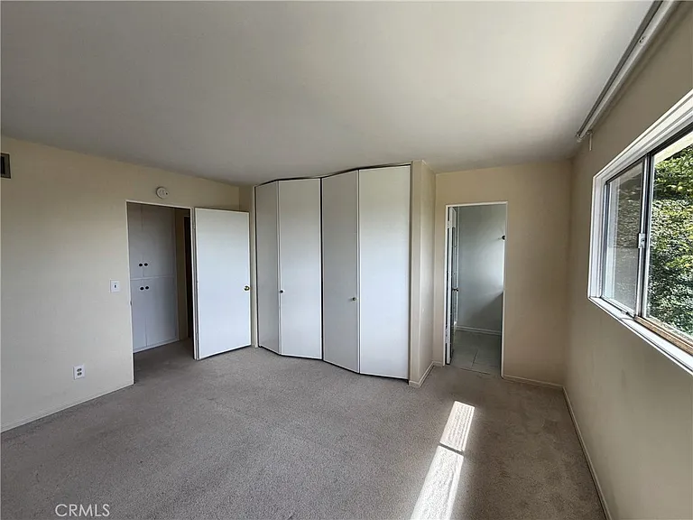 28845 Briarhurst Dr — Photo 39