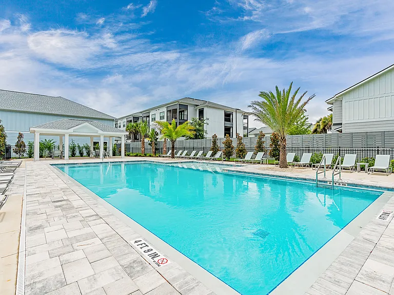 302 Cyan Ln — Photo 42