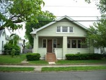1st image of 106 S Miller St