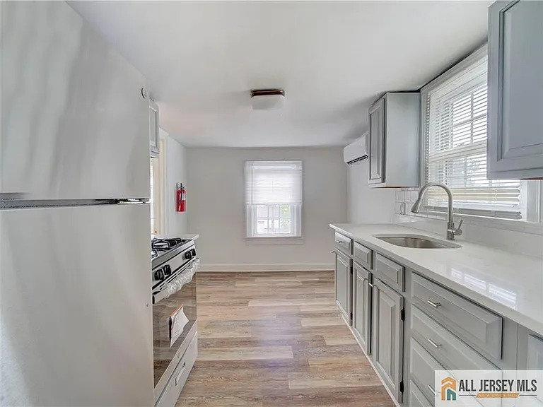 71 N Main St #2 — Photo 10