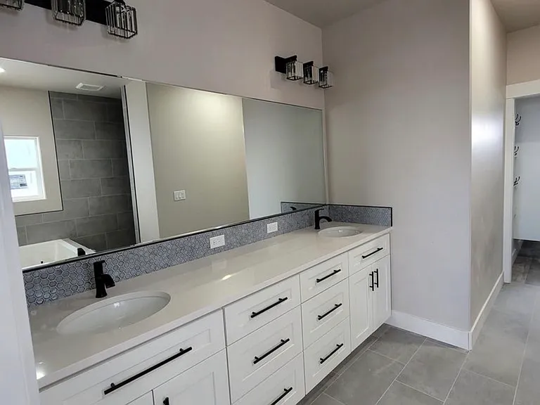 1134 Vista Ave — Photo 12