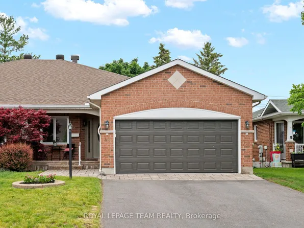 47 Stowgrass Cres, Ottawa, ON K2S 2A1