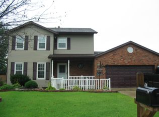10 Mimosa Dr, Granite City, IL 62040