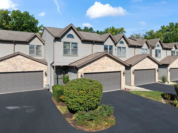 25 Garden Crescent Ct #25, Elgin, IL 60123