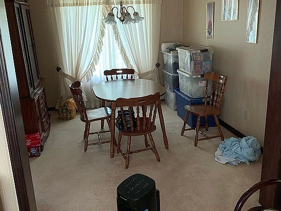 4th image of 195 Horseshoe Dr