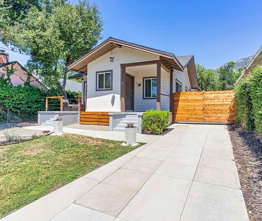1st image of 195 E Las Flores Dr