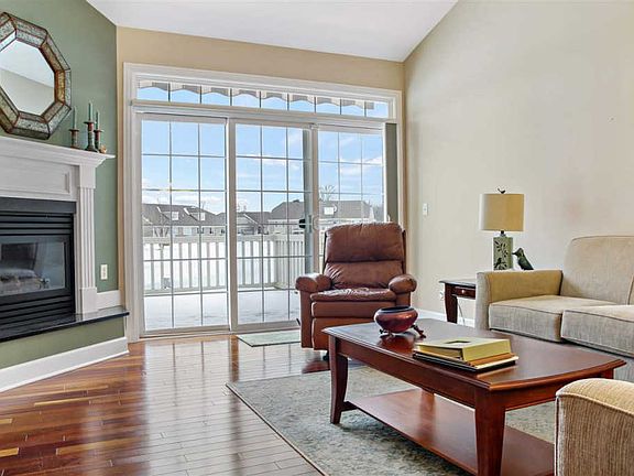 3rd image of 3122 Brook Harbour Dr