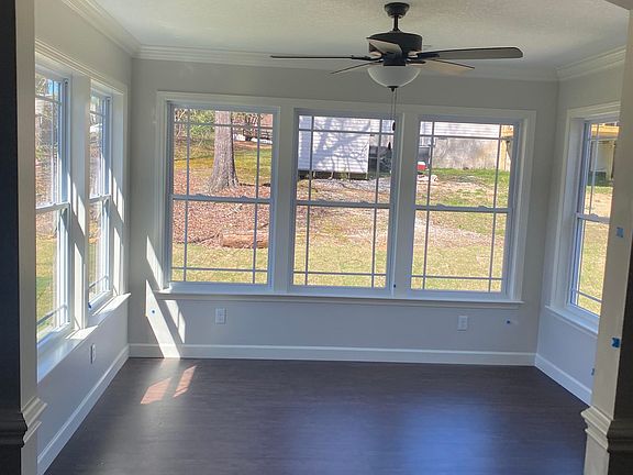 5th image of 460 Timberwood Dr