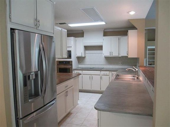 4th image of 30349 Seven Oaks Dr