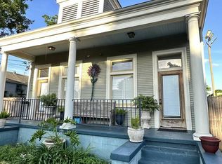 1117 Lesseps St, New Orleans, LA 70117
