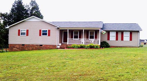 4th image of 140 Beaver Creek Dr