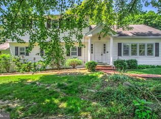 1801 Larchmont Ln, Lancaster, PA 17601