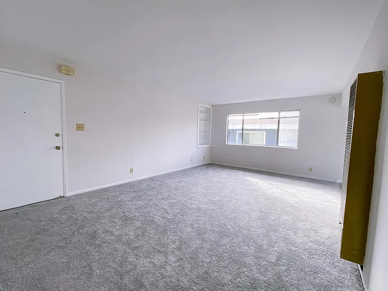 5732 Central Ave #3 — Photo 2