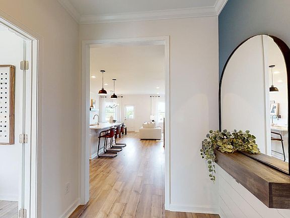 Hampton Foyer