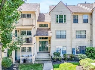 31 Spruce Ct APT 118, Clifton, NJ 07014