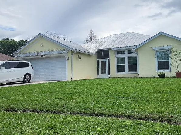 2530 SE Hemsing St, Port Saint Lucie, FL 34984