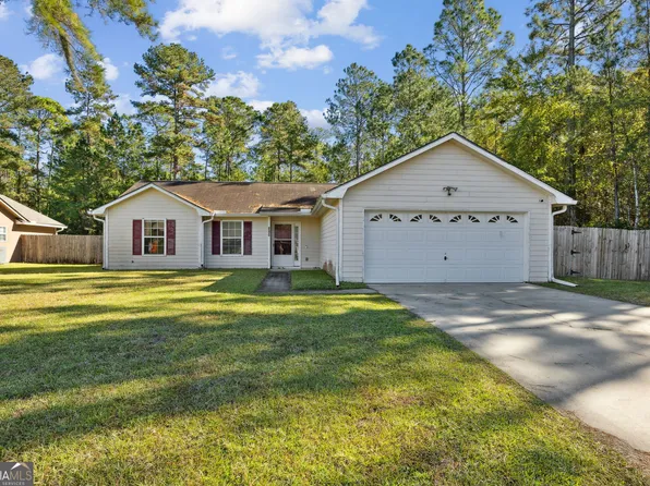 154 Huntington Dr, Kingsland, GA 31548