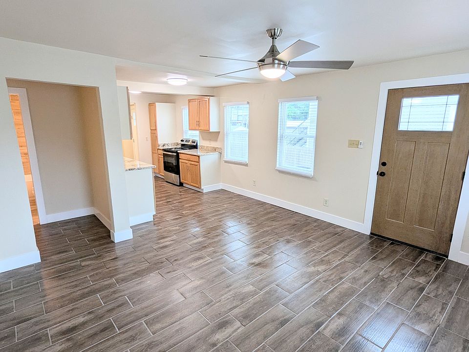 Open Floor Plan!