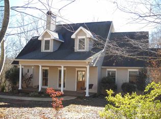 399 Grindstone Creek Dr, Clarkesville, GA 30523