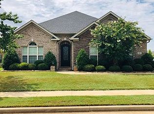 6 Hartley Dr SW, Huntsville, AL 35824