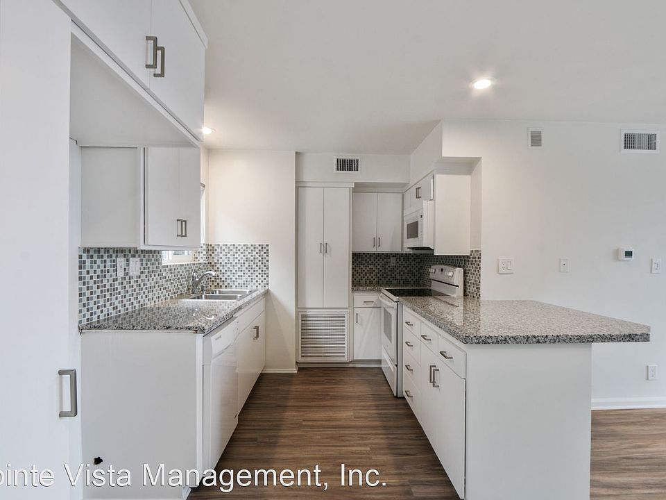 1st image of 145 E 18th St APT 15