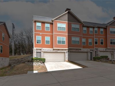 2827 W Cottonwillow Way, Fayetteville, AR, 72704