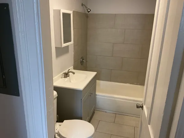 2265 Old 6th Ave APT 2, Troy, NY 12180