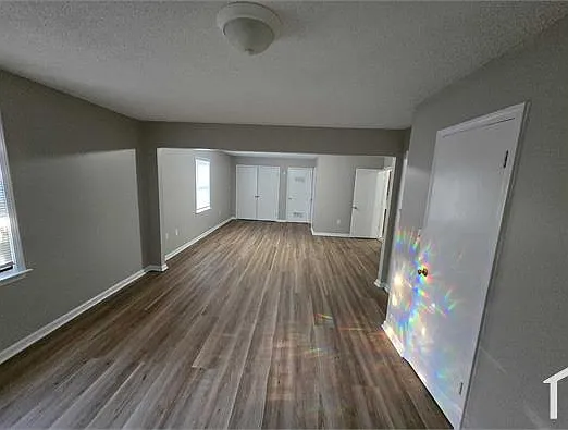 3906 Hammett Dr — Photo 10