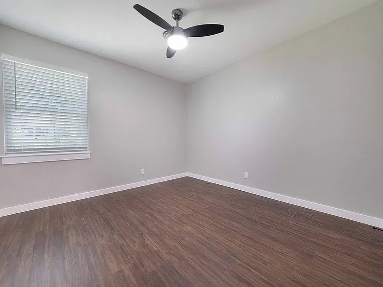 11603 Oak Trl — Photo 17