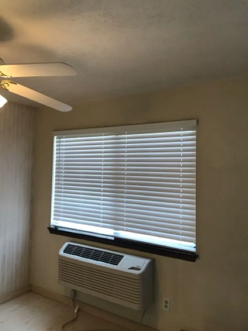 787 Meadows Drive Apt. #2 — Photo 4