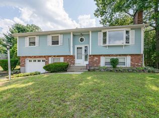 36 Nightingale Rd, Nashua, NH 03062