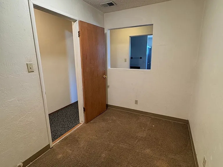 2859 Foskett Ave — Photo 19