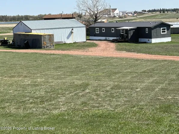 14603 86th St SW, Bowman, ND 58623