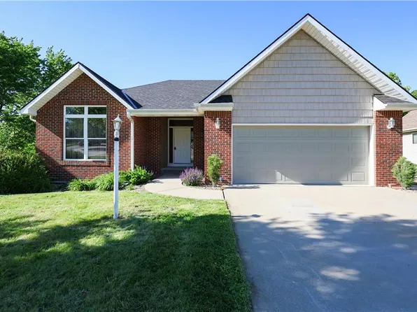 4501 S Heatherwood Dr, Saint Joseph, MO 64506