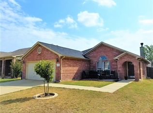 6504 Manitoba St, Fort Worth, TX 76179