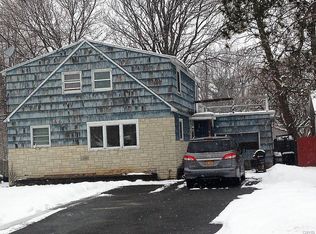 135 Hinsdale Rd, Syracuse, NY 13211