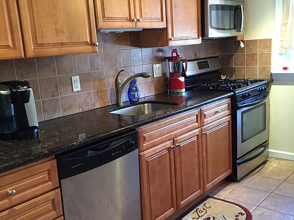 2nd image of 2023 S Hollywood St