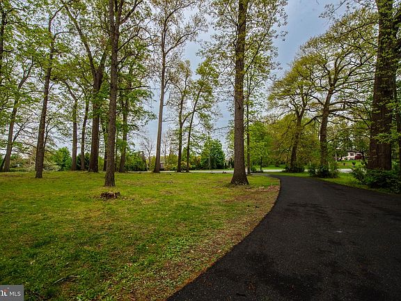 5th image of 402 Pylesville Rd