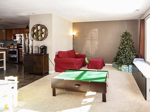 4th image of 6436 Brooks Bend Blvd