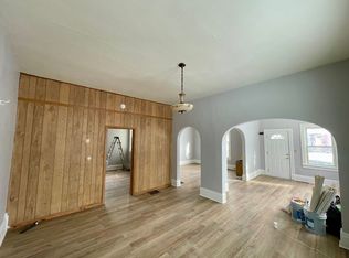 913 N 8th St, Springfield, IL 62702