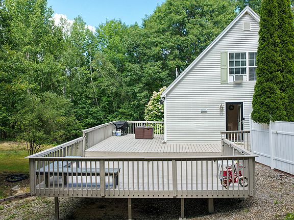 5th image of 15 Dyer Road